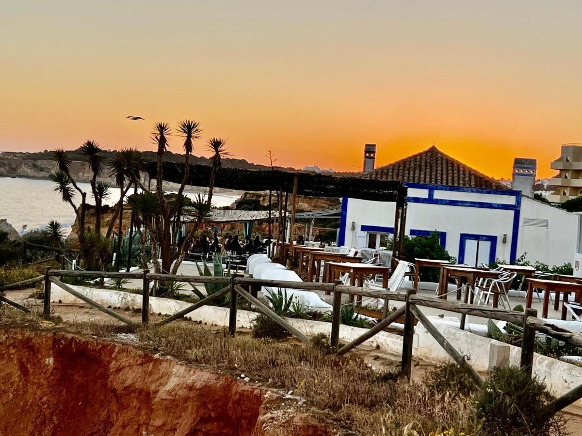Beach & Sea Apt, Fast Wifi, Airco, Private Parking And Pool Portimão Exteriör bild